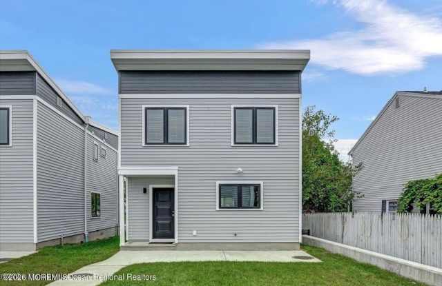 1140 Springwood Avenue Gallery 2