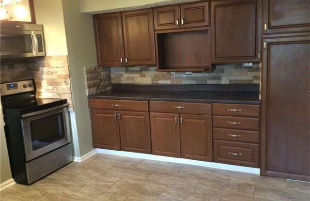 3284 Little John Dr Gallery 2