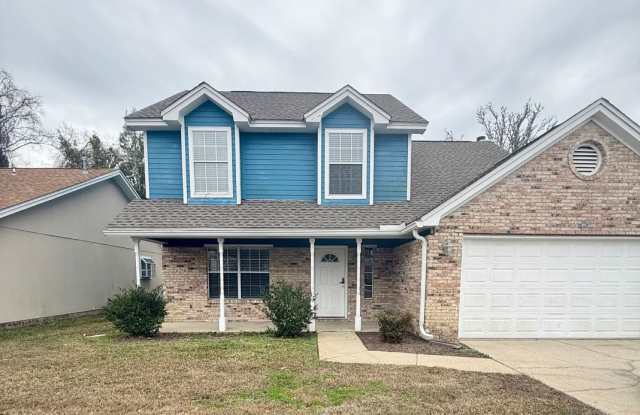 New listing in Kenwood area - 1864 Whispering Oaks Lane, Wright, FL 32547