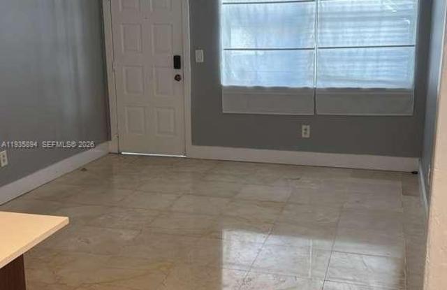 551 NE 62nd St photos photos