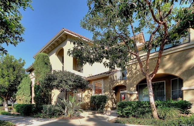 2002 Crescent Oak - 2002 Crescent Oak, Irvine, CA 92618