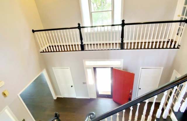 16310 Wrights Ferry Road Gallery 3