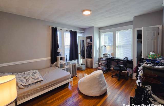 299 Chestnut Hill Ave photos photos