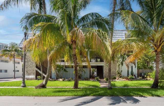 230 Sunrise Dr photos photos