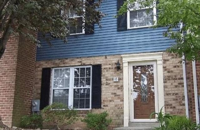 16 CLEARLAKE - 16 Clearlake Court, Carney, MD 21234