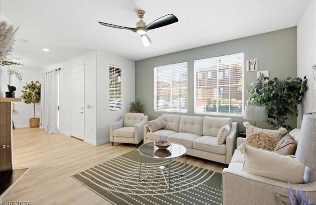 10231 Deerfield Beach Avenue Gallery 2