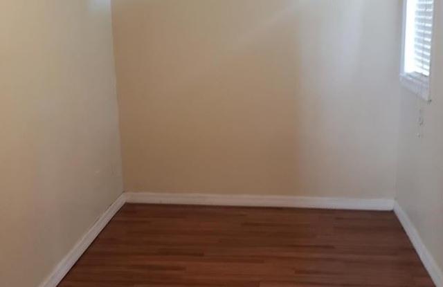 3417 penton street Gallery 3