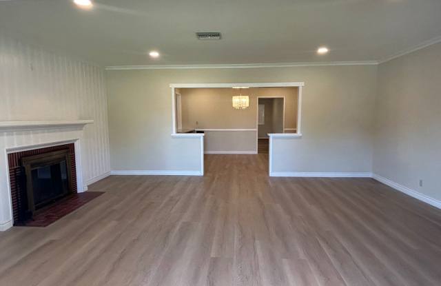 One level Single Family Residence walking to Arcadia Hugo Reid Elementary School Gallery 3