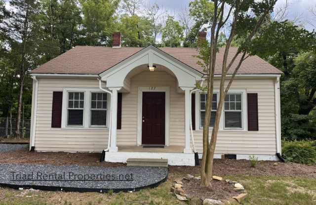 3 BED, 1 BATH LOCATED IN ASHEBORO! photos photos