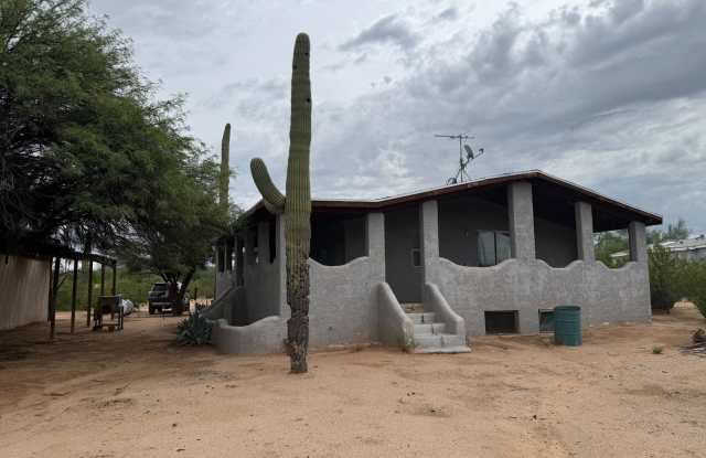 6575 N Pelto Path Gallery 1