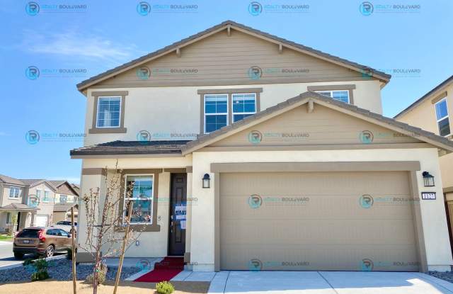 4 Bedroom 3 Bath Home On Corner Lot Home Near Sparks Galleria photos photos