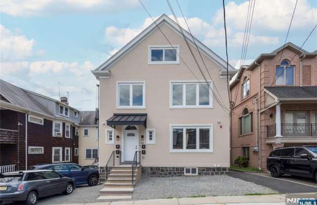46 Hudson Avenue Gallery 2