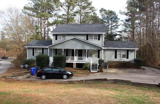 Delightful Upstairs 3 Bedroom / 2 Bathroom Quad-Unit in Fayettevile! - 155 Hunters Lane, Fayetteville, GA 30215