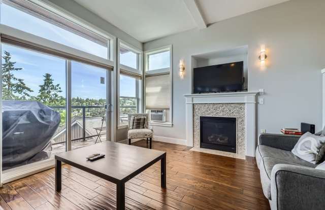 213 26th Avenue East - A photos photos