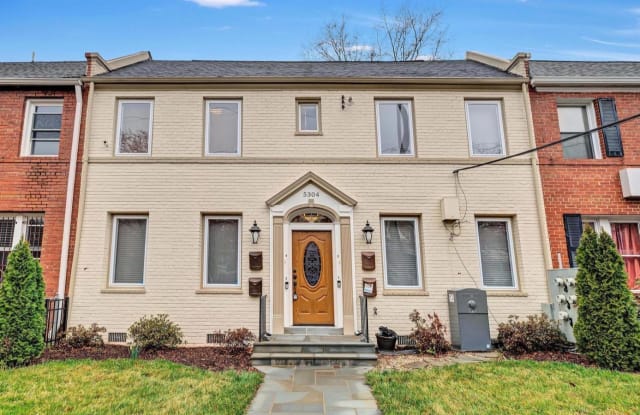 5304 4th Street NorthwestApt #4 - 5304 4th Street Northwest, Washington, DC 20011