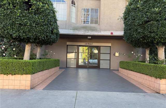 14960 Dickens photos photos