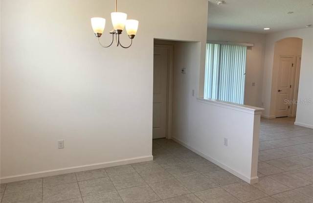 489 SAPPHIRE DRIVE Gallery 3