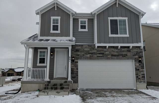 Available Now | Spacious 3-Bedroom Home with Resort-Style Amenities! photos photos