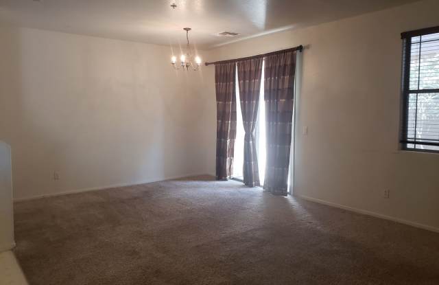 7533 S 31st Pl Gallery 4
