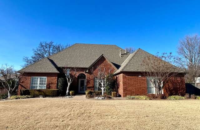 Stunning 4 bedroom, 3 bath home with a pool in beautiful Cedar Ridge! photos photos