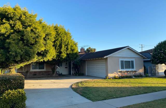 Beautiful 3 bedroom home with pool in Fountain Valley photos photos