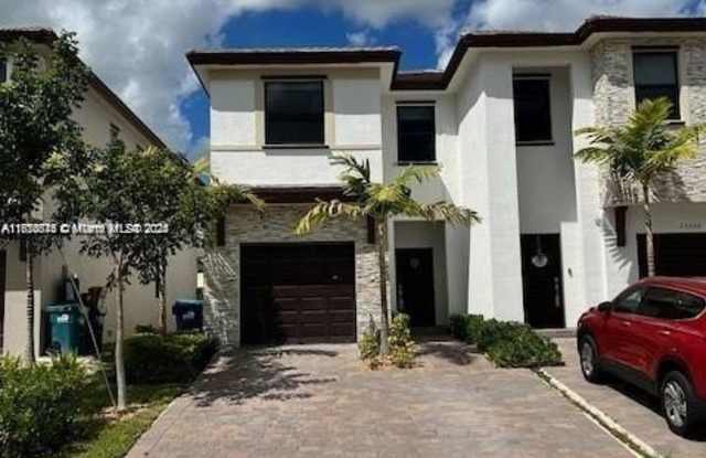 25344 SW 107th Ct - 25344 Southwest 107th Court, Miami-Dade County, FL 33032