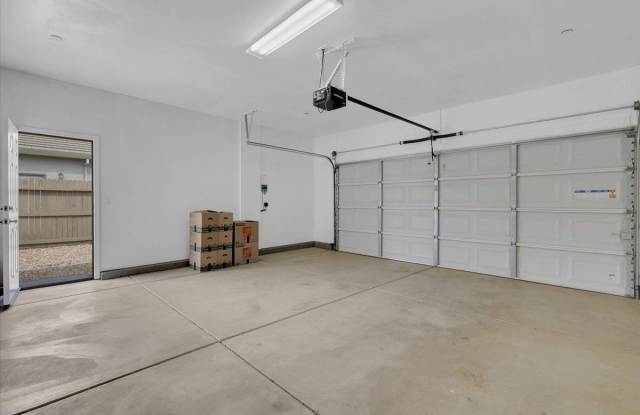 5658 Stonehaven Drive Gallery 2