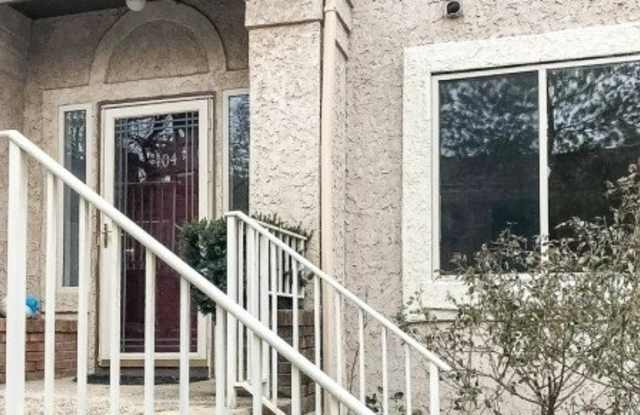 404 N Lafayette Rd photos photos