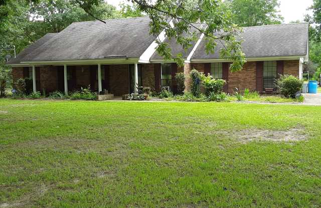1896 Boyd Springs Road - 1896 Boyd Springs Road, Montgomery County, AL 36046