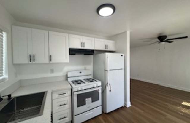 121 West Century Boulevard photos photos
