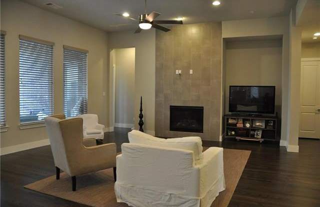 6913 Golf Club Drive Gallery 3