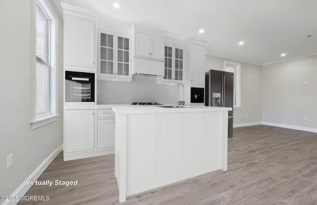 3136 Summit Avenue photos photos