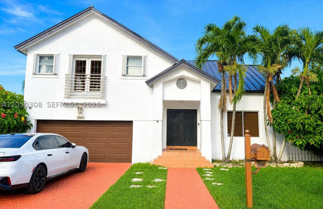 1843 SW 138th Ave photos photos