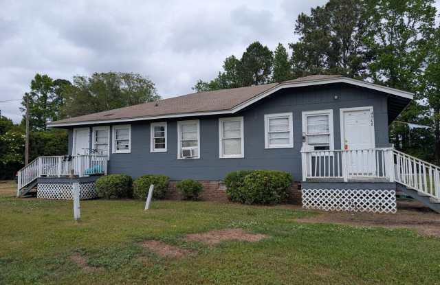 Cozy 1 bedroom 1 bath Available now! photos photos
