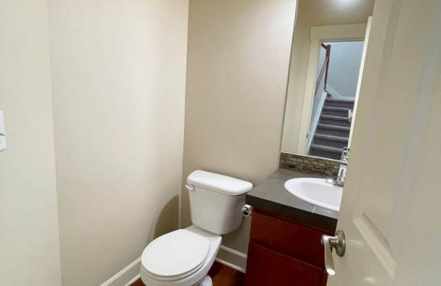 Large Bothell home! Gallery 4