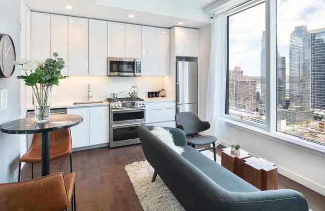 511 West 36th St. photos photos 511 West 36th St. photos photos