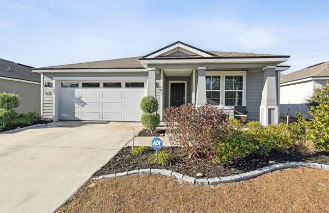 Like New 3 Bedroom With A Fenced Yard - 75025 Trestle Court, Nassau County, FL 32097