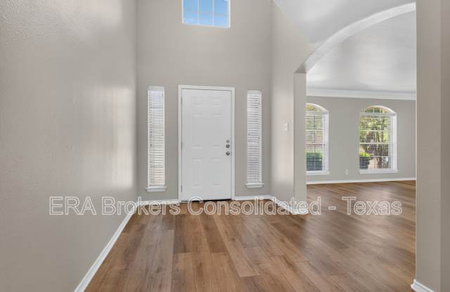 123 Alabaster Gallery 2