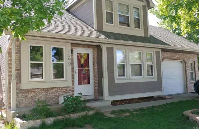 Spacious 3 Bed, 2 Bath House in Loveland! photos photos