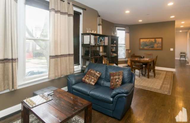 2506 W Argyle St - 2506 West Argyle Street, Chicago, IL 60625