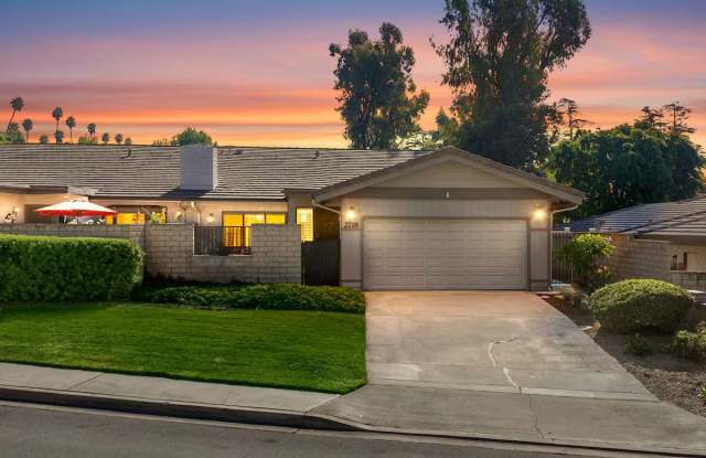 2718 Nectarine Avenue photos photos