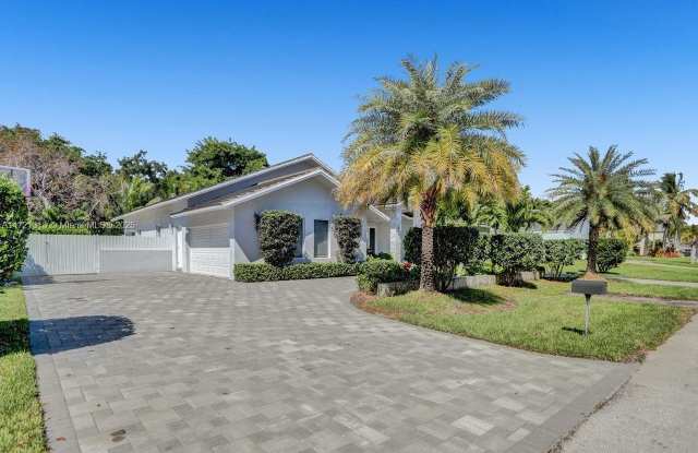 18440 SW 79th Ct - 18440 Southwest 79th Court, Cutler Bay, FL 33157
