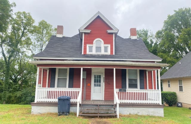 2023 Moorman Avenue NW - 2023 Moorman Avenue Northwest, Roanoke, VA 24017