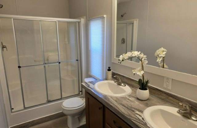 6637 Stardust Lane Gallery 4