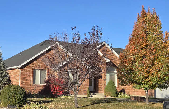 9445 North Canyon Heights Drive Gallery 2