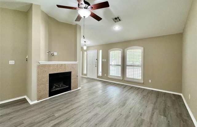 1609 Colorado Bend Drive Gallery 4