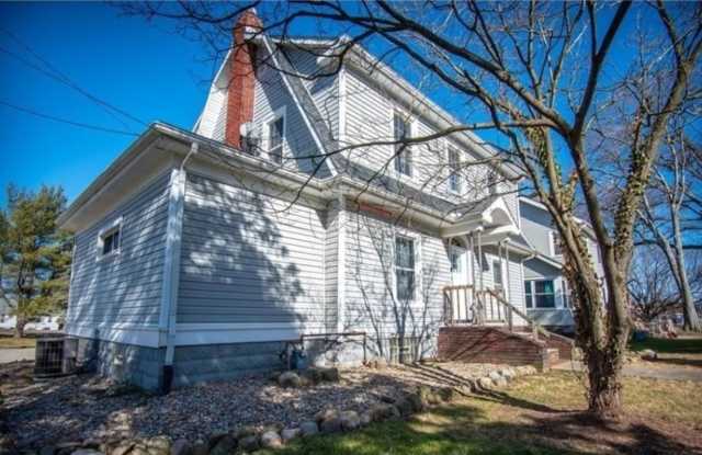 2753 Canfield Road Gallery 4