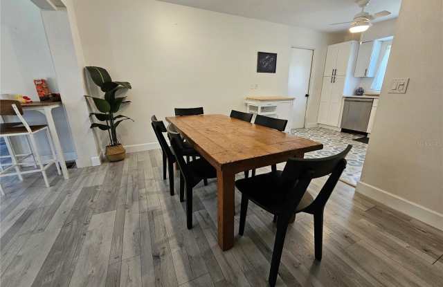 6442 COLONIAL Drive Gallery 3
