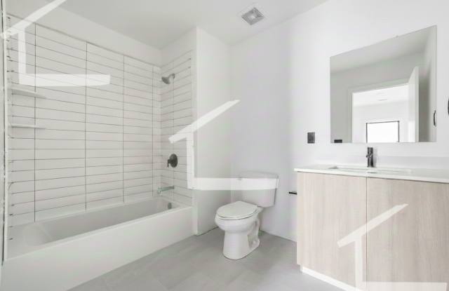 Huge luxury  unit in Allston Gallery 3