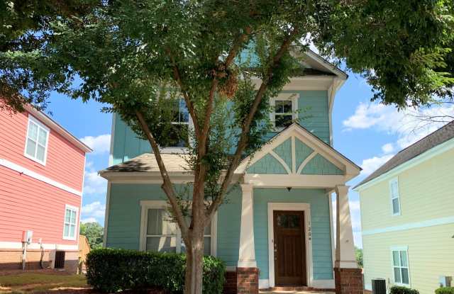 PRE-LEASING FOR AUGUST 2026! photos photos